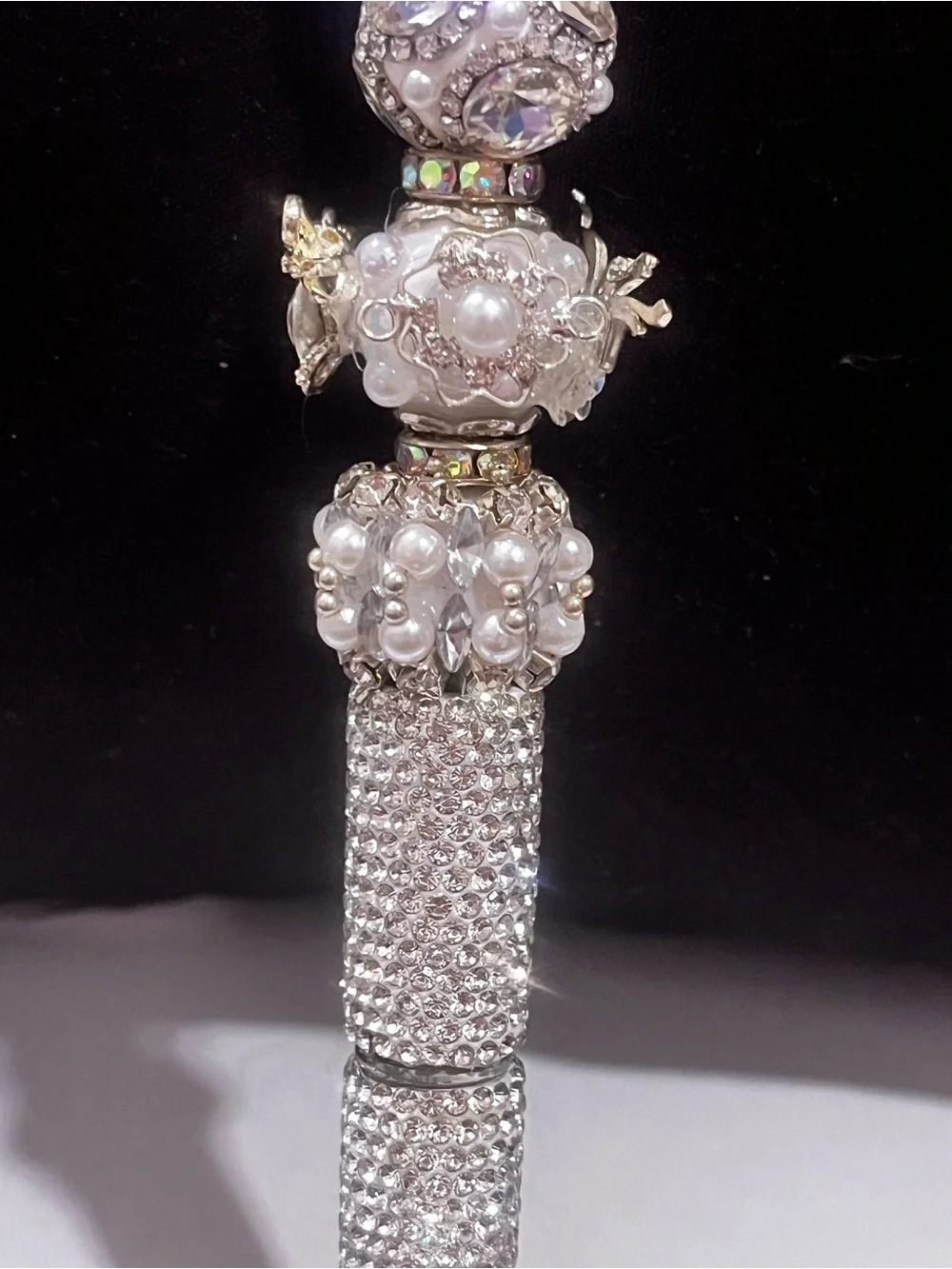 Designer inspired ultra luxe Silver Crystal & Pearl Logo focal fancy beaded pen